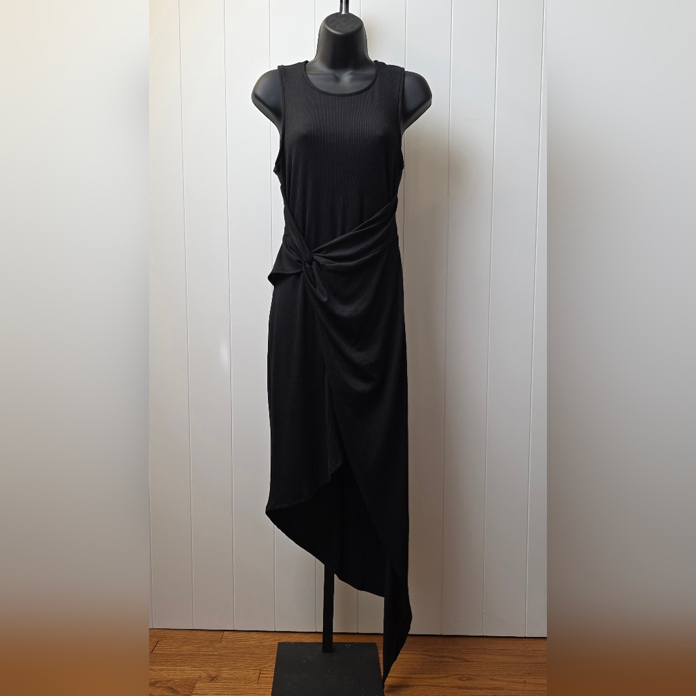 Gilli Black Asymmetrical Dress